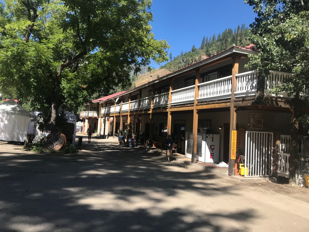 PCT Dag 89 – Nero in&nbsp;Belden